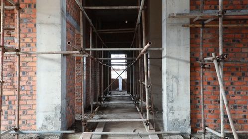 國(guó)慶我在崗 孫吳 國(guó)慶假期不停歇 民生工程建設(shè)忙